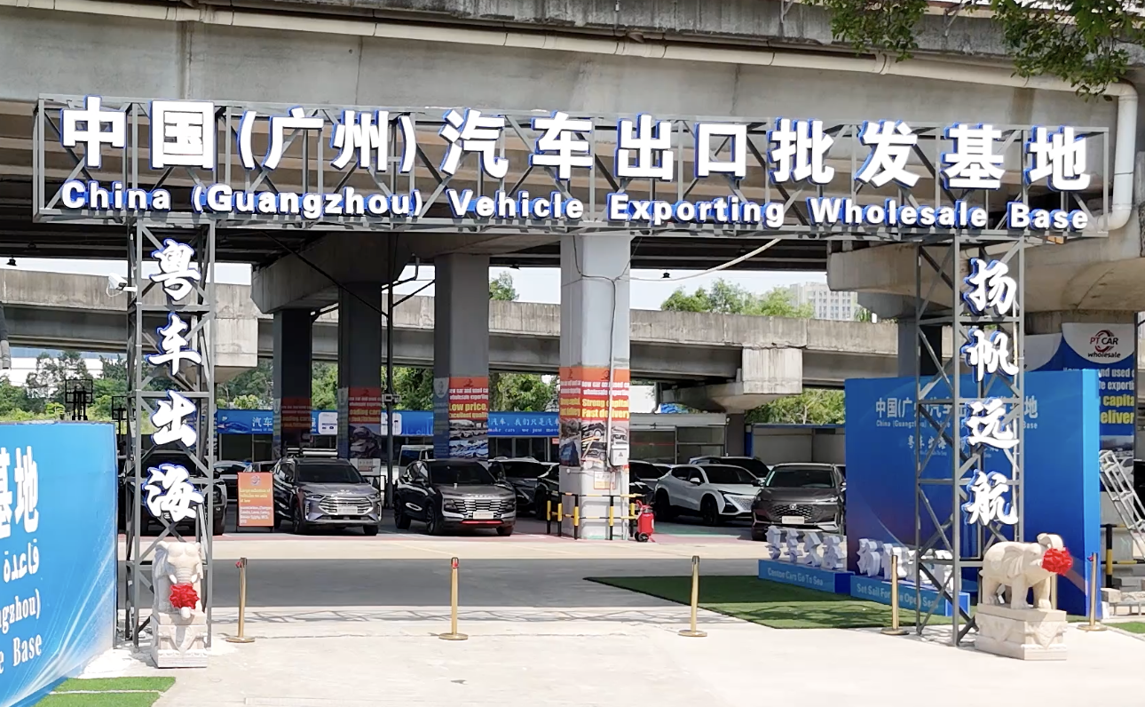 截屏2025-10-14 23.30.58