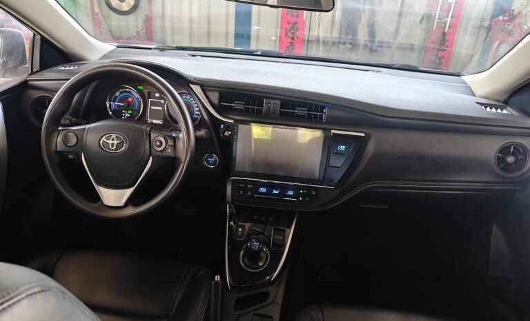 
								Toyota Lei Ling Hybrid full									