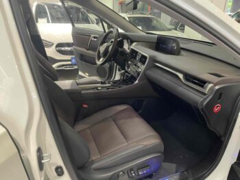 Lexus RX 2016 model 300 four-wheel drive Elegance edition, meeting China VI emission standards