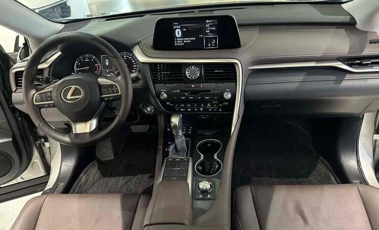 
								Lexus RX 2020 facelift 300 four-wheel drive Elegance Edition full									