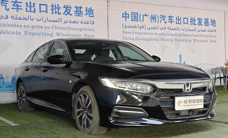 
								Honda Accord Hybrid full									