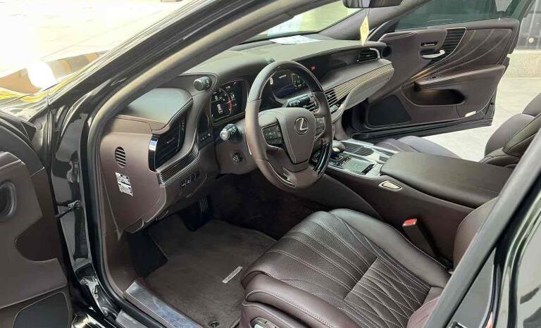 
								Lexus LS 2018 500h Deluxe Edition, National V full									