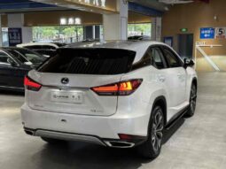 
										Lexus RX 2020 facelift 300 four-wheel drive Elegance edition full									