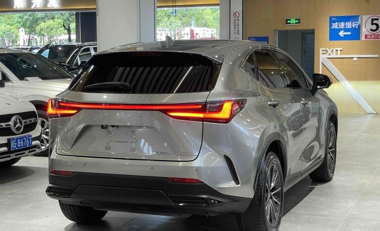 
								Lexus NX 2022 model 350h front-wheel drive, Premium Edition full									