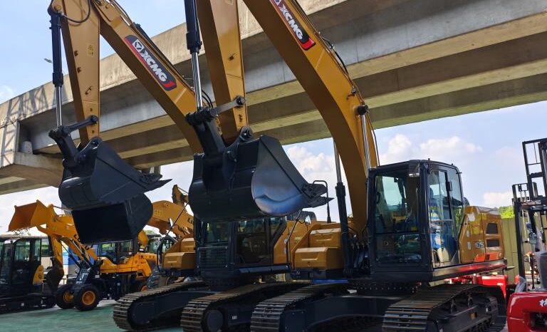 
								[New vehicle] XCMG XE215G hydraulic excavator full									