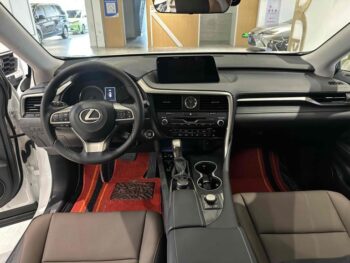 Lexus RX 2016 model 300 two-wheel drive elite version, China V