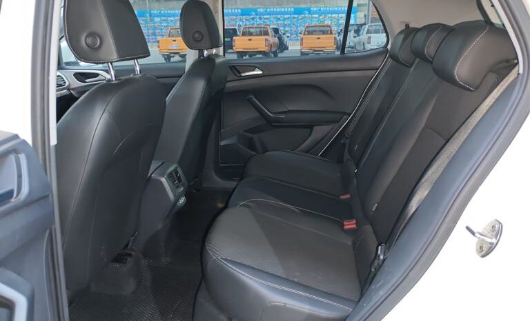 
								Volkswagen (Exploring Shadows) full									