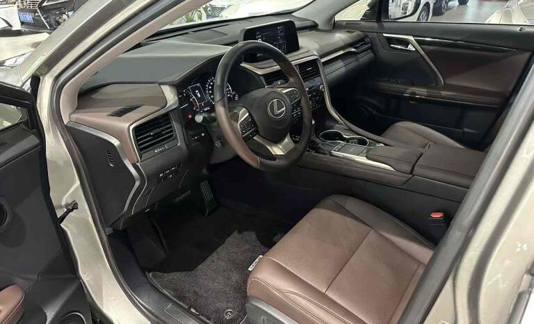 
								Lexus RX 2020 facelift 300 four-wheel drive Elegance Edition full									