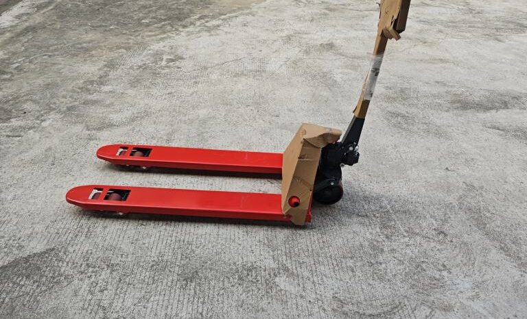 
								[New vehicle] Manual hydraulic pallet truck full									