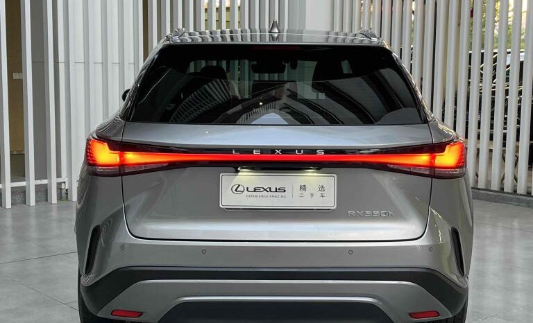 
								Lexus RX 2023 350h Two-wheel Drive Comfort Edition full									