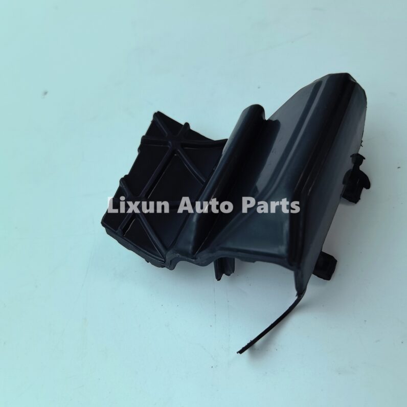 
								SX5G-2803119 Front Bumper Trailer Cover full									