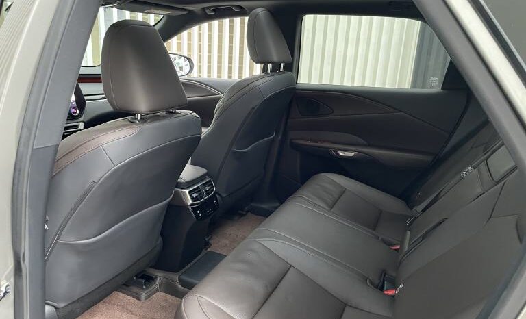 
								Lexus RX New Energy 2023 450h+ Four-wheel Drive Enjoyment Edition full									