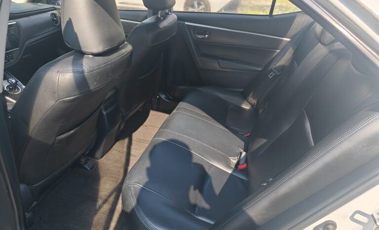 
								Toyota Lei Ling Hybrid full									