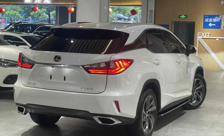 
								Lexus RX 2016 model 300 four-wheel drive Elegance edition, meeting China VI emission standards full									