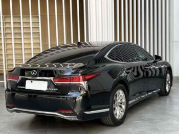 Lexus LS 2018 500h Deluxe Edition, National V