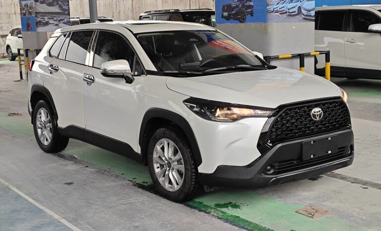 
								Toyota Corolla Cross full									