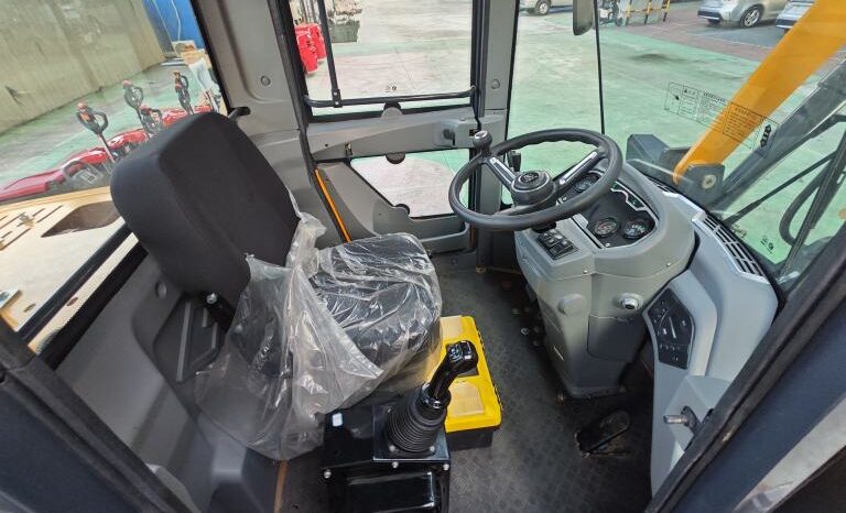 
								[New vehicle] Luyu Heavy Industry loader full									