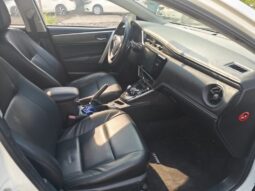 
										Toyota Lei Ling Hybrid full									