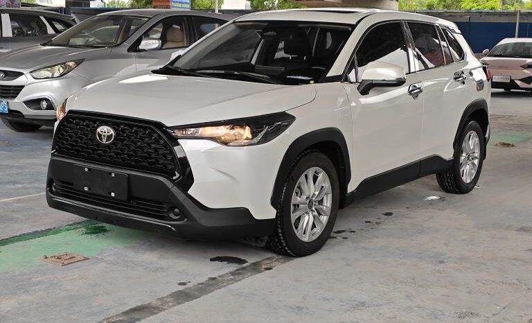 
								Toyota Corolla Cross full									