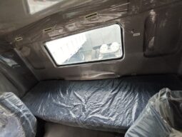 
										Tractor: HOWO 6×4 tractor full									