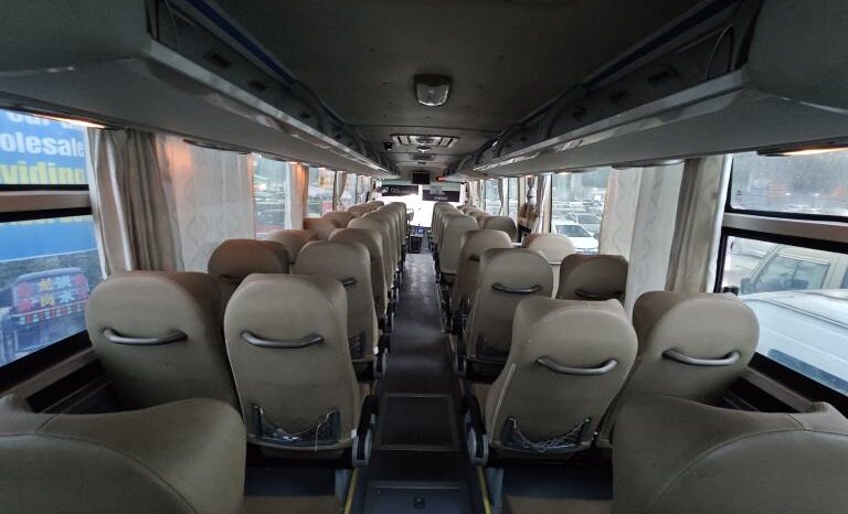 
								Yutong ZK6119H5Y bus full									