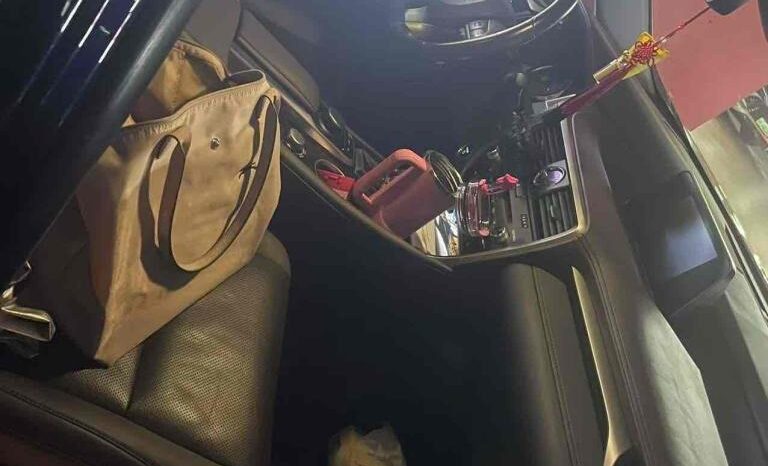 
								Lexus RX 2016 450h Four-wheel Drive Elegance Edition full									