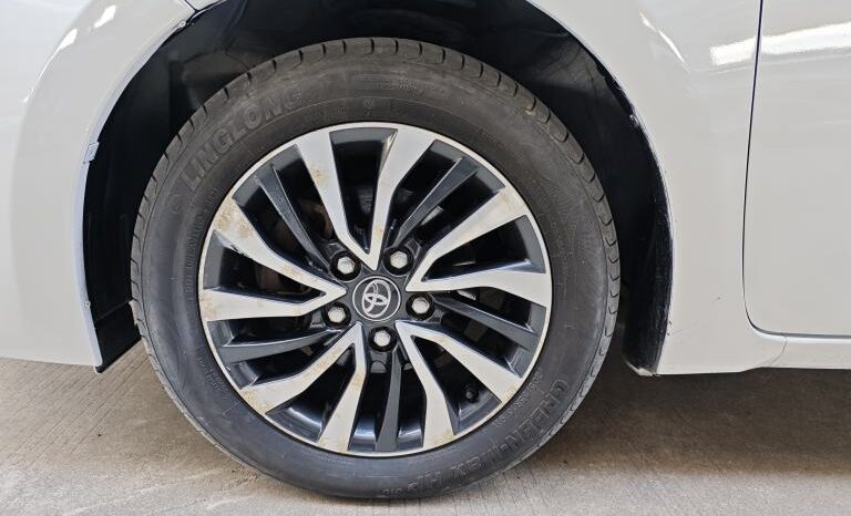 
								Toyota Corolla Hybrid E+ full									