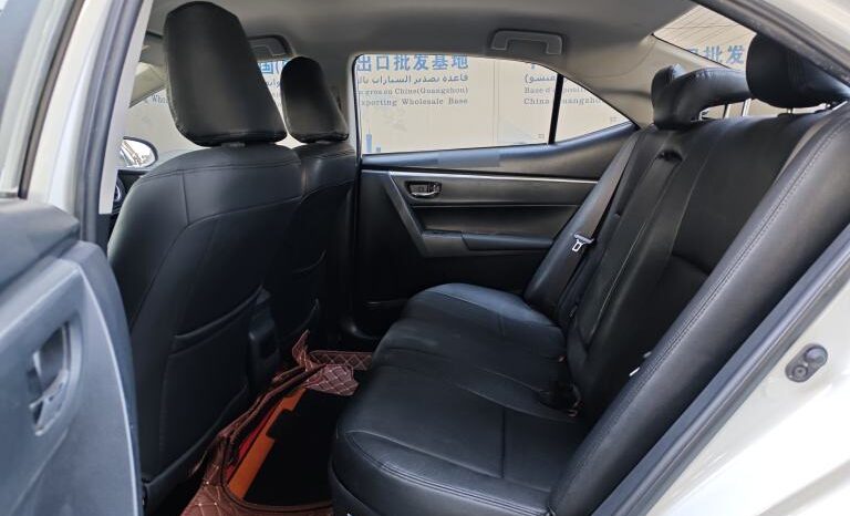 
								Toyota Corolla Hybrid E+ full									