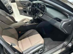 
										Lexus ES 2022 model 300h Premium Edition full									