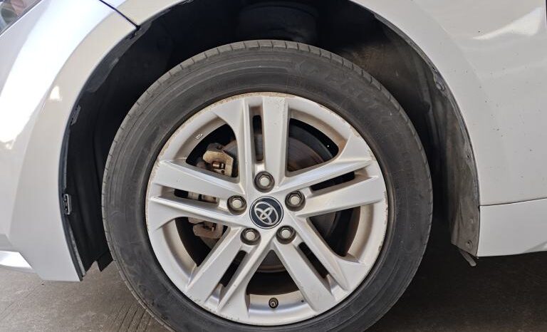 
								New Toyota Lei Ling Hybrid full									