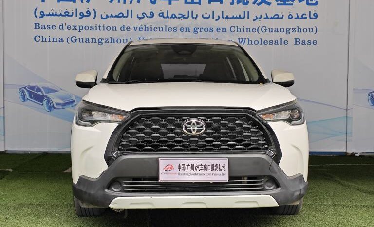 
								Toyota Corolla Cross full									