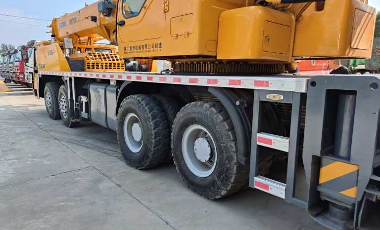 
								XCMG QY50K-II truck crane full									