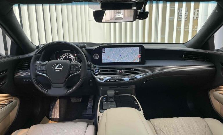 
								Lexus LS 2021 500h Luxury Edition full									