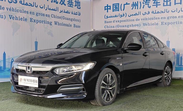 
								Honda Accord Hybrid full									