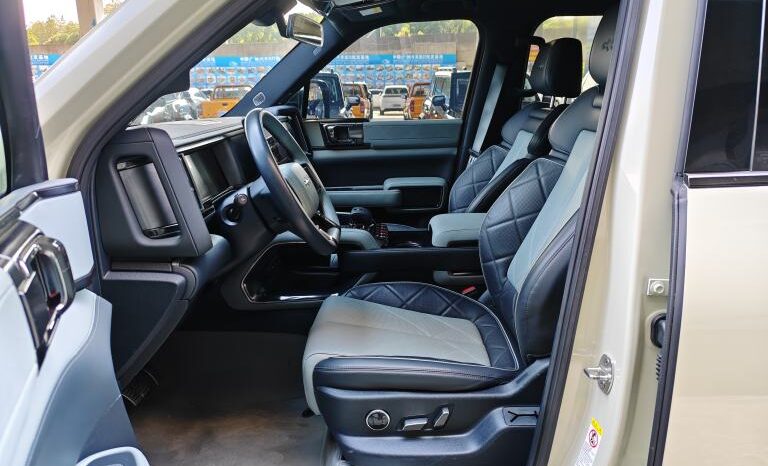 
								Formula Leopard 5 AWD full									