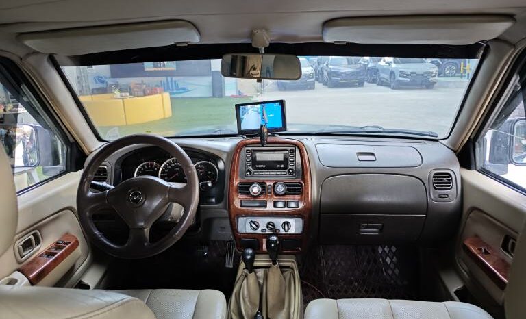 
								Nissan D22 Gasoline 4WD Modified Pickup Truck full									