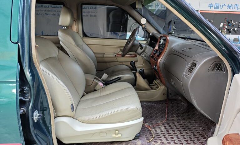 
								Nissan D22 Gasoline 4WD Modified Pickup Truck full									