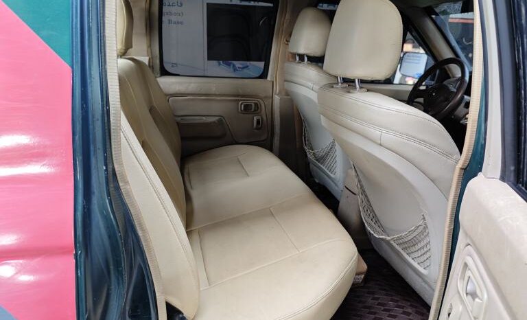 
								Nissan D22 Gasoline 4WD Modified Pickup Truck full									