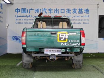 Nissan D22 Gasoline 4WD Modified Pickup Truck
