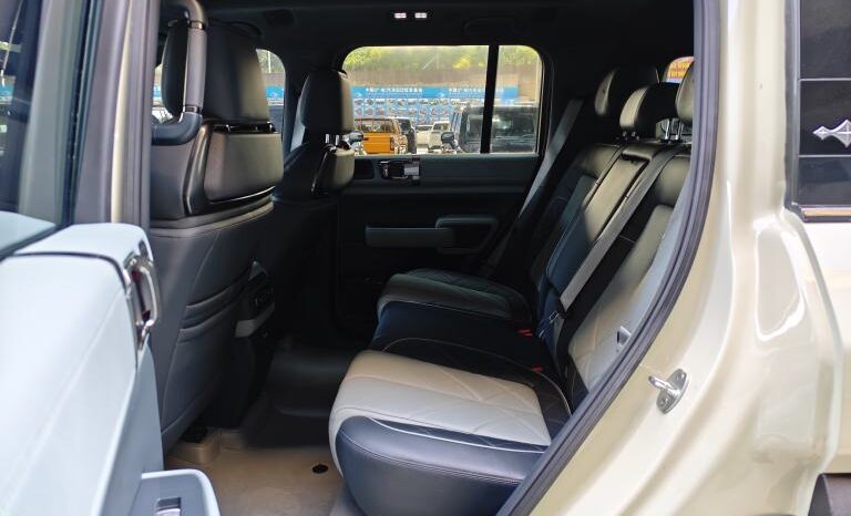 
								Formula Leopard 5 AWD full									