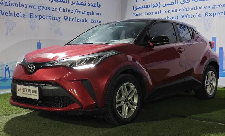 
								Toyota C-HR full									