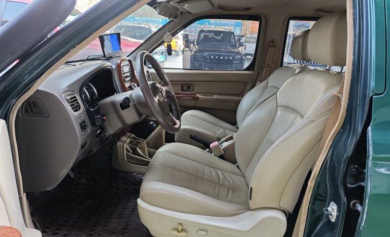 
								Nissan D22 Gasoline 4WD Modified Pickup Truck full									